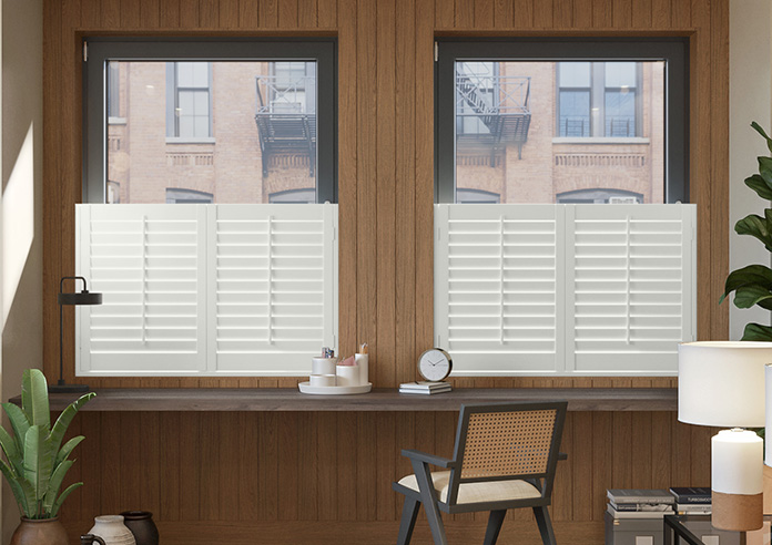 Bromley, Paper White - Cafe Style Plantation Shutter - Image 6
